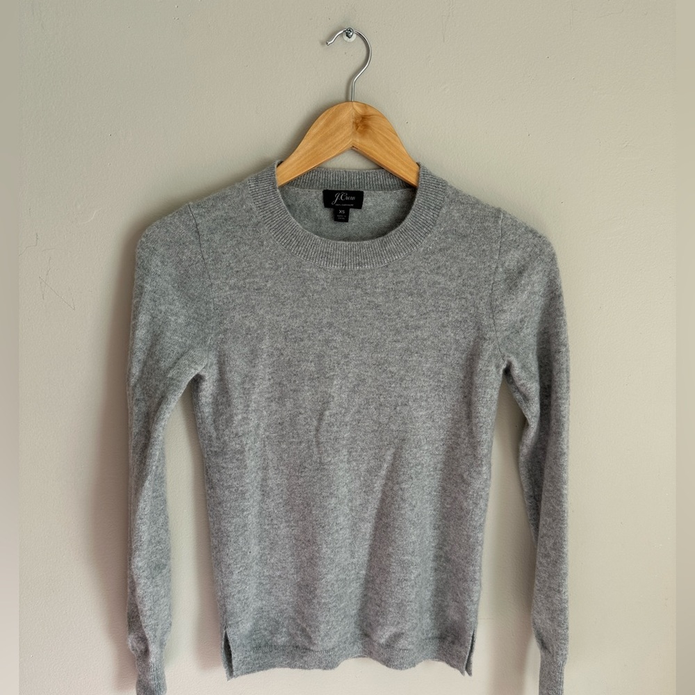J crew cashmere sweater size xs